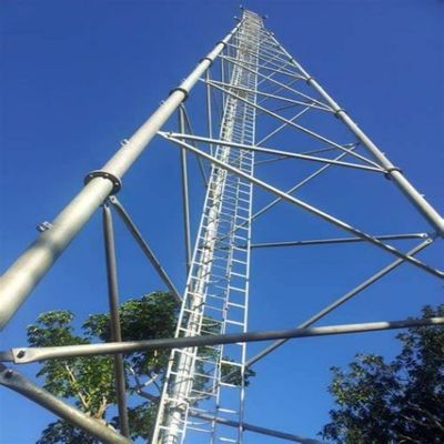 30m Πύλη Wifi 3 πόδια σωληνωτός πύργος χάλυβα πλέγμα αδιάβροχο μίσθο επικοινωνία μικροκυμάτων κεραυνός πύργος