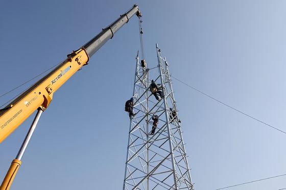 30 Φτ ελεύθερο στέκεται τηλεοπτικό ραντάρ Διαδίκτυο 4 ποδιών αυτοστηριζόμενο γωνιακό πλέγμα χάλυβα 4 ποδιών Πύργος επικοινωνίας