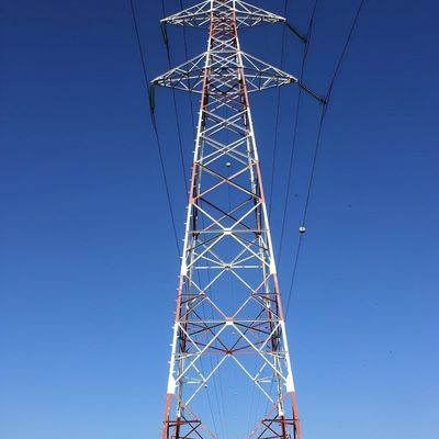 Κατασκευή υποσταθμού Υψηλής τάσης Πύργος ηλεκτρικής ενέργειας Ζυγισμένος ηλεκτρικός πύργος Στύλος γραμμής μετάδοσης Σιδηροτροχείο Ατσάλινος γωνιακός πύργος προς πώληση