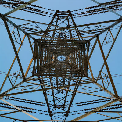 20 30 40M 4 πόδια γωνιακό ατσάλινο πλέγμα ανθεκτικό σήμα κυψελών Wifi 5G τηλεπικοινωνιακός πύργος