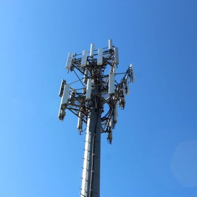 Πύργος τηλεπικοινωνιών Monopole Tower κατασκευασμένος από ήπιο και υψηλής αντοχής χάλυβα με κώδικα σχεδιασμού EN 1991-1-4 & EN 1993-3-1 για τις επιδόσεις