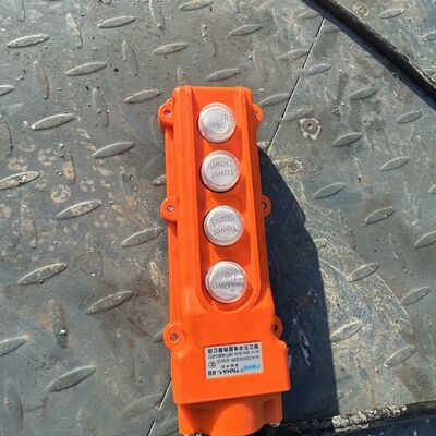 Βαρέως Τύπου Τηλεσκοπικός Πύργος με Κάθετη Απόκλιση Λιγότερο από Ένα ανά Χίλια Προσφέροντας Απόδοση για Εργασίες Επικοινωνίας και Φωτισμού