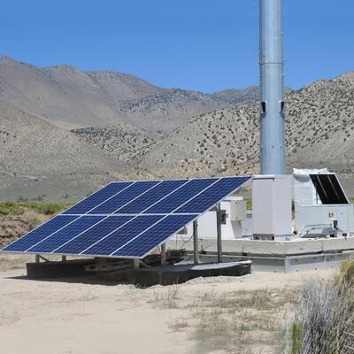 20M 30M Solar Panel Ενσωματωμένος Πύργος Μονόπολης Εξοικονόμηση Ενέργειας για Αστικές Μικρές Κυψέλες 5G